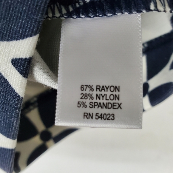 Banana Republic Blue Geo Design Pattern Skirt 00 P - Picture 4 of 12